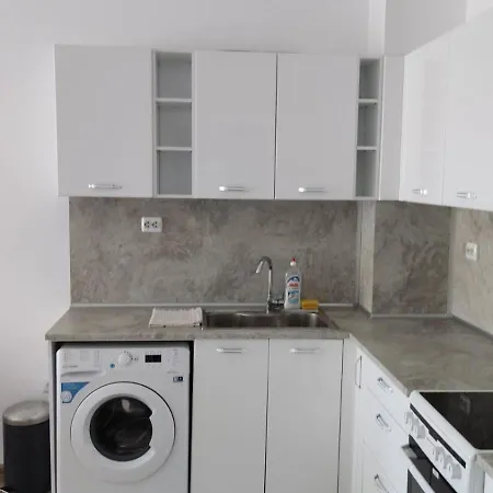 5mgm Apartment *